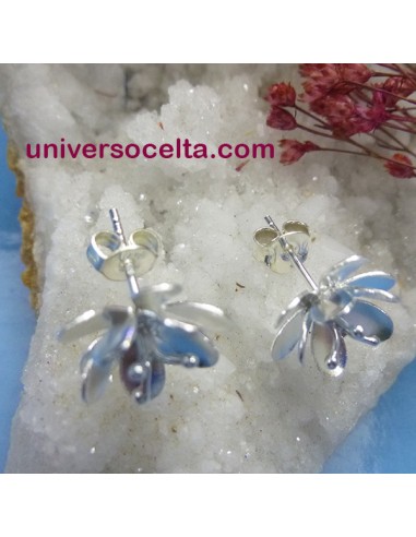 Pendiente con flor de plata 320-1041