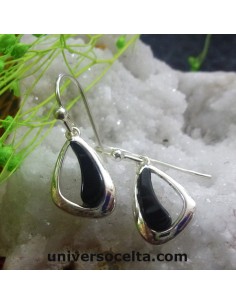 T13413 Pendiente Juvenil de plata con Azabache