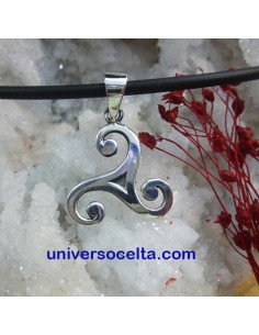 Triskel Colgante celta de plata 106-18