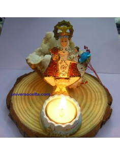 Figura de resina con la...