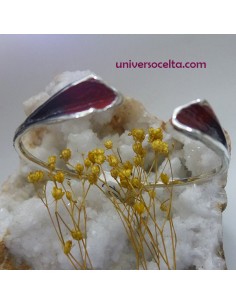 Brazalete de plata con pigmento rojo Orfega