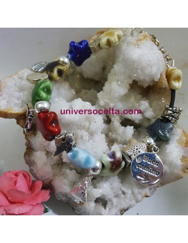Pulsera con Charms y Estrellas