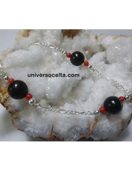 Pulsera plata con azabache y coral