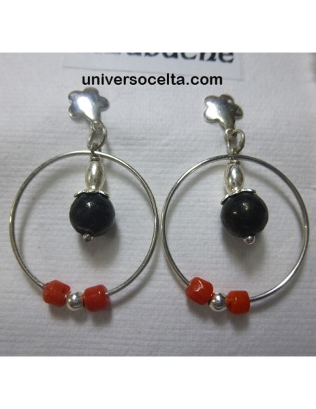 Pendiente juvenil con azabache y coral