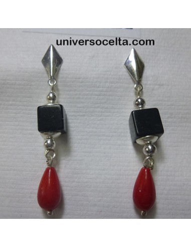 Azabache y coral combinado en pendiente