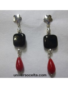 Azabache combinado con coral en pendientes 2