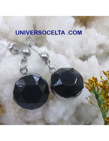 Pendientes facetados de acero con carbón