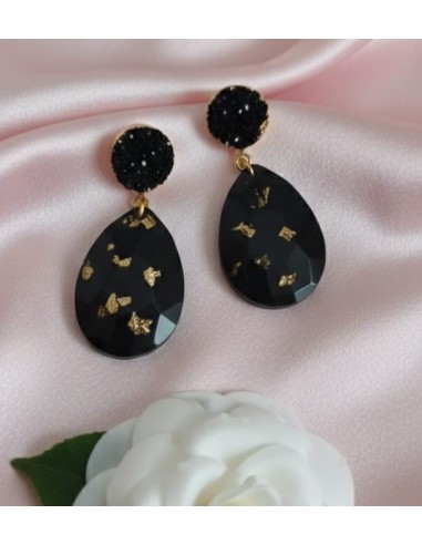 Aretes con carbón redefinido...