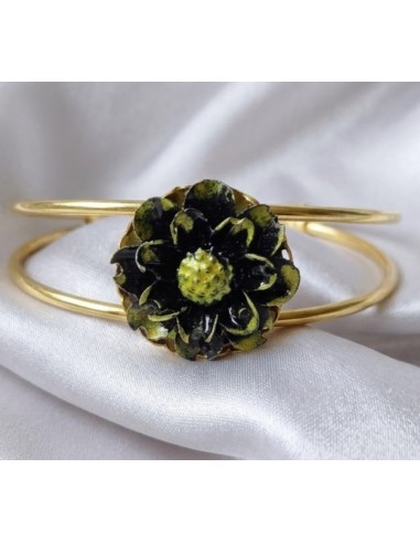 Brazalete con Dalia Negra de Carbón