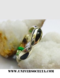 Anillo de Azabache y plata...