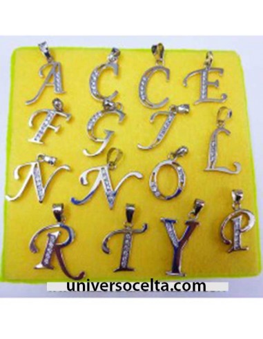 Iniciales Plata y Pedrería