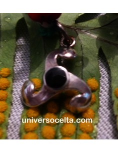Triskel pequeño con Plata y... 2