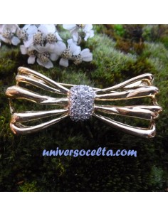 Broche Chapado en forma de LAZO