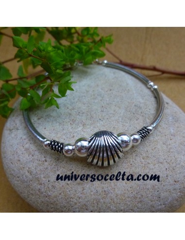 Pulsera de Plata con Concha de Santiago