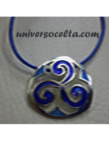 Colgante con triskel de plata...