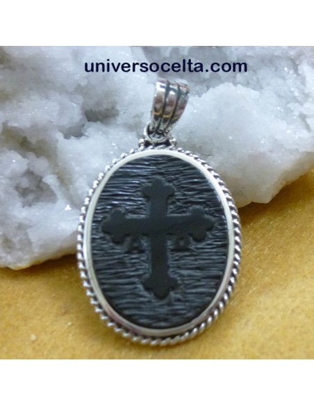 Colgante con Cruz de la Victoria de Azabache 29CV