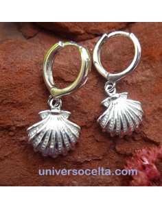 121-0173 Aretes de plata con Vieira