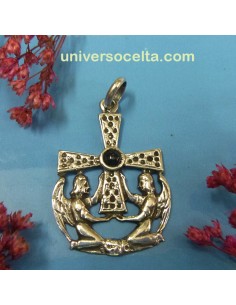 R8 Cruz de los Ángeles con Azabache