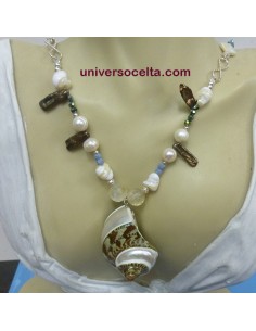 Collar largo con caracola y...